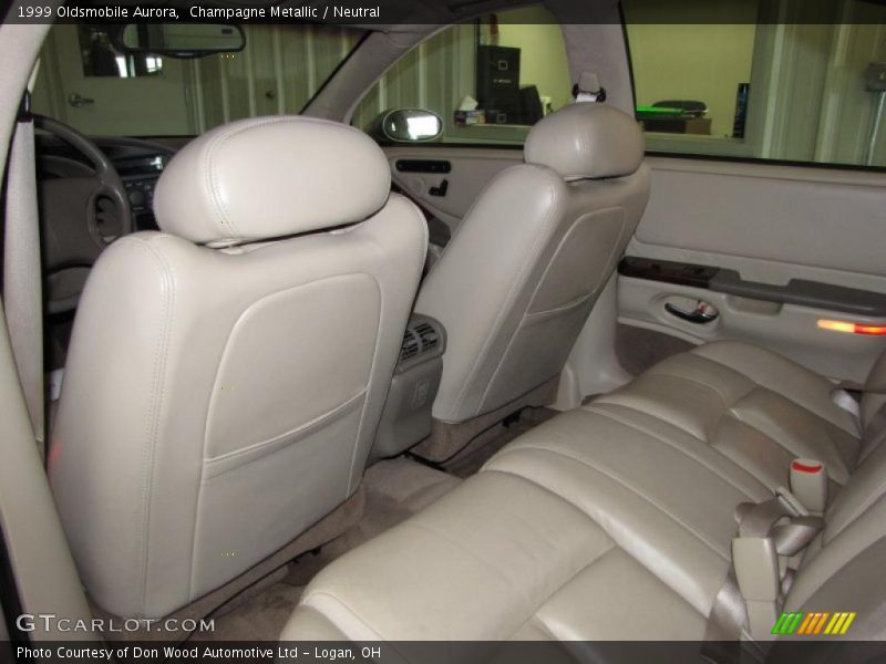 Champagne Metallic / Neutral 1999 Oldsmobile Aurora