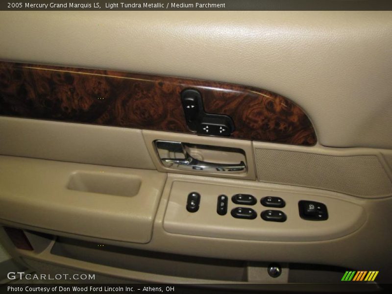 Light Tundra Metallic / Medium Parchment 2005 Mercury Grand Marquis LS