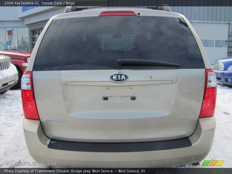 Sunset Gold / Beige 2006 Kia Sedona LX