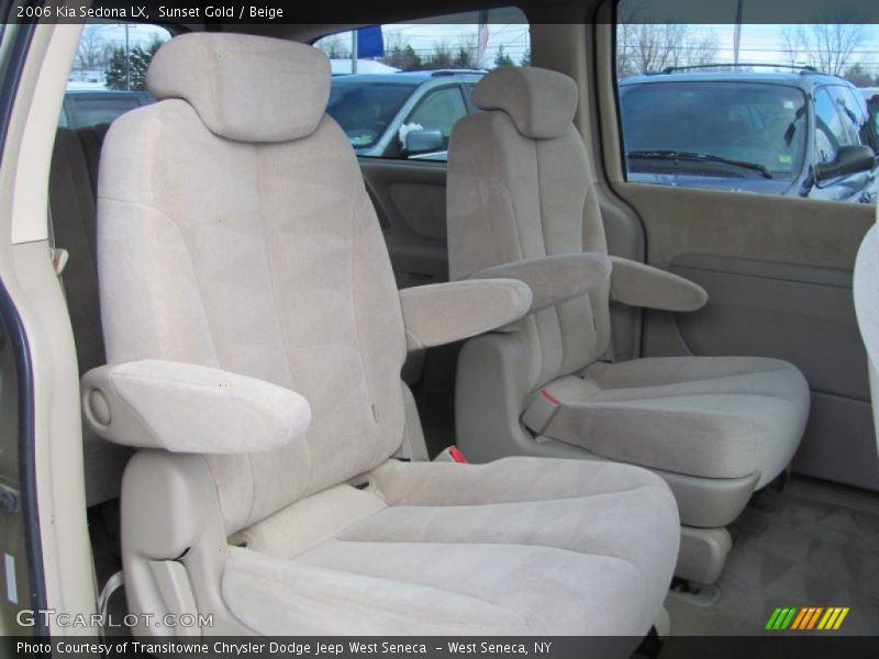 Sunset Gold / Beige 2006 Kia Sedona LX