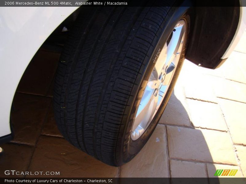 Alabaster White / Macadamia 2006 Mercedes-Benz ML 500 4Matic