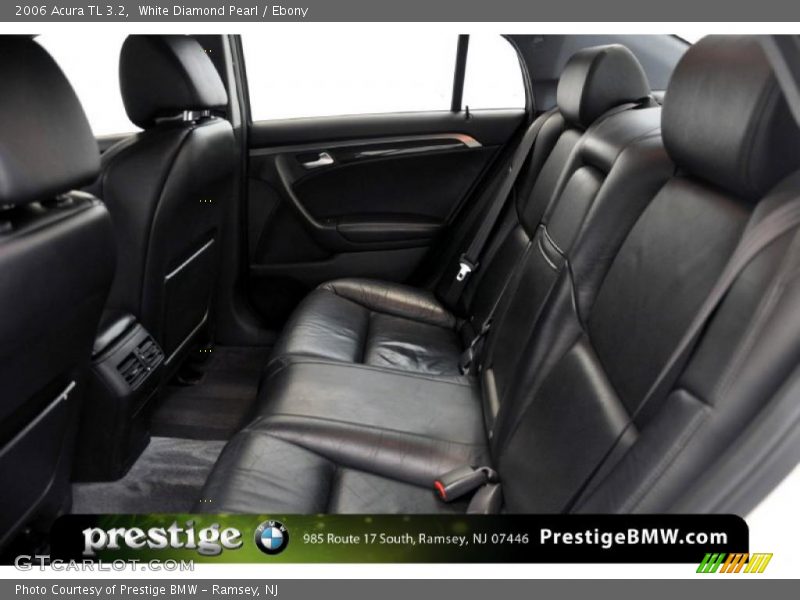 White Diamond Pearl / Ebony 2006 Acura TL 3.2