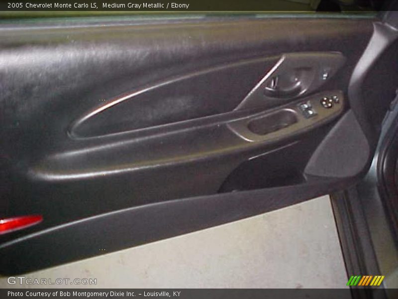 Medium Gray Metallic / Ebony 2005 Chevrolet Monte Carlo LS