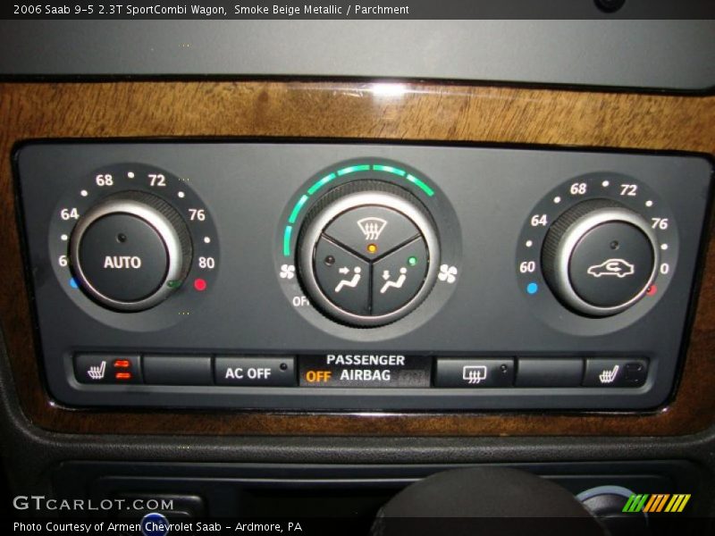 Controls of 2006 9-5 2.3T SportCombi Wagon