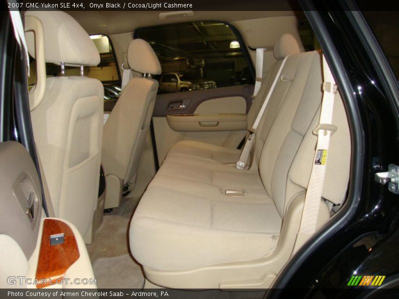 Onyx Black / Cocoa/Light Cashmere 2007 GMC Yukon SLE 4x4