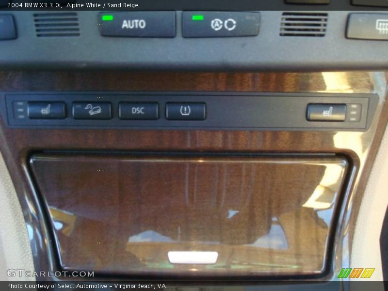 Alpine White / Sand Beige 2004 BMW X3 3.0i