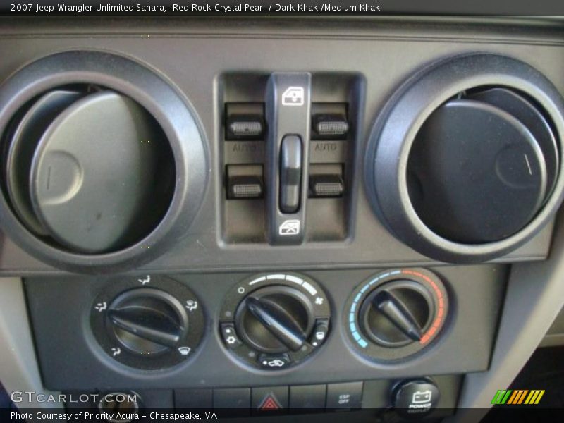 Controls of 2007 Wrangler Unlimited Sahara