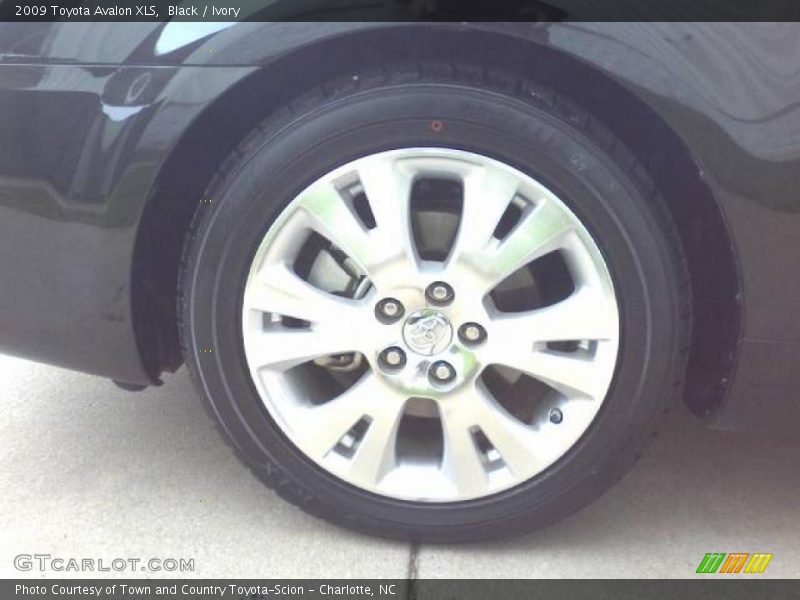 Black / Ivory 2009 Toyota Avalon XLS