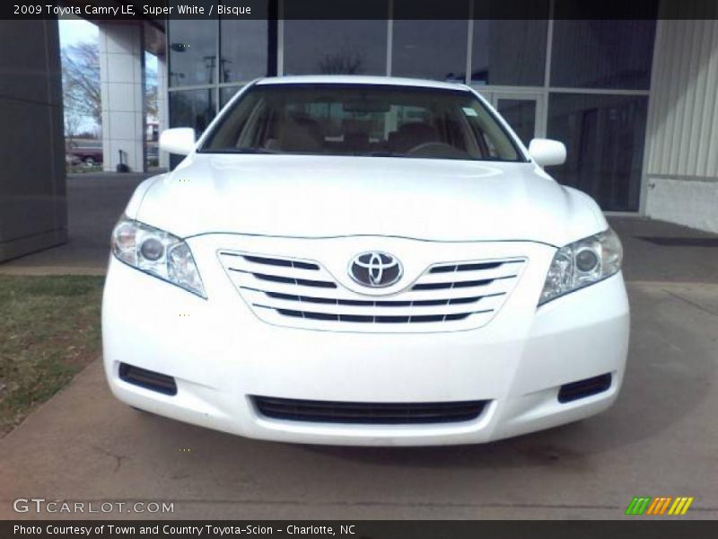 Super White / Bisque 2009 Toyota Camry LE
