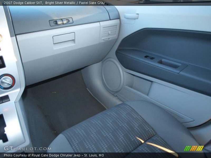 Bright Silver Metallic / Pastel Slate Gray 2007 Dodge Caliber SXT
