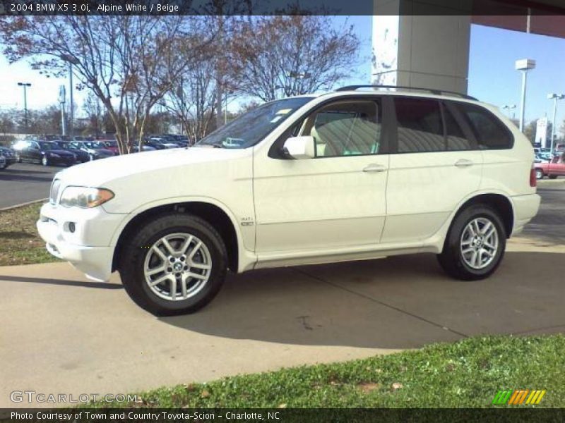 Alpine White / Beige 2004 BMW X5 3.0i