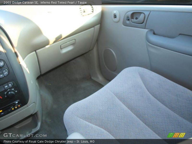 Inferno Red Tinted Pearl / Taupe 2003 Dodge Caravan SE