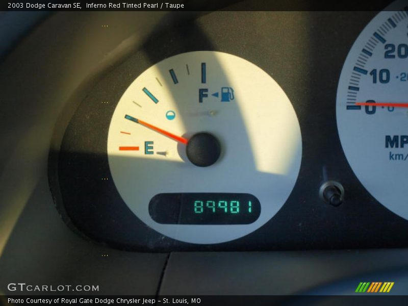 Inferno Red Tinted Pearl / Taupe 2003 Dodge Caravan SE