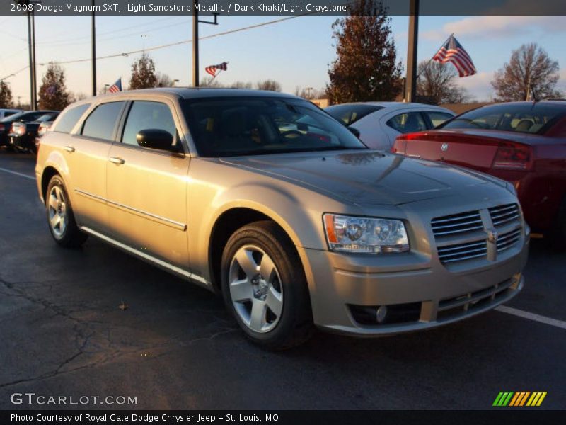 Light Sandstone Metallic / Dark Khaki/Light Graystone 2008 Dodge Magnum SXT
