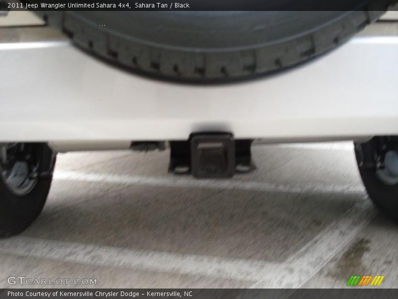 Sahara Tan / Black 2011 Jeep Wrangler Unlimited Sahara 4x4