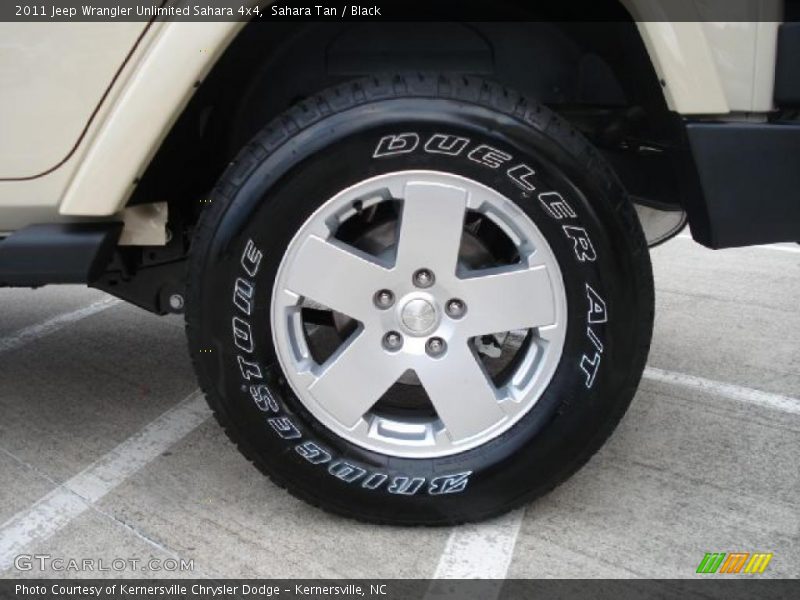 Sahara Tan / Black 2011 Jeep Wrangler Unlimited Sahara 4x4