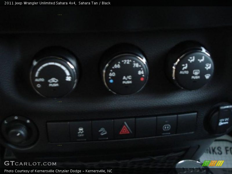 Sahara Tan / Black 2011 Jeep Wrangler Unlimited Sahara 4x4