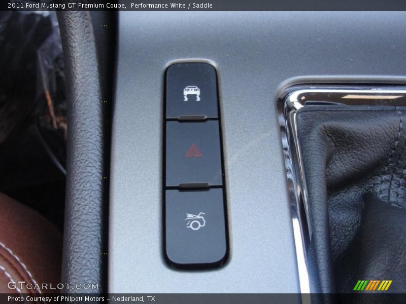 Performance White / Saddle 2011 Ford Mustang GT Premium Coupe