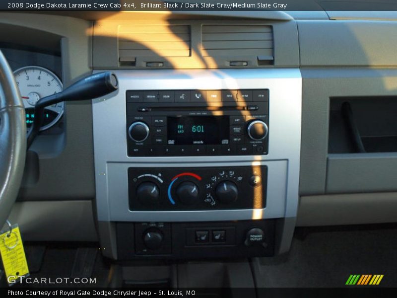 Brilliant Black / Dark Slate Gray/Medium Slate Gray 2008 Dodge Dakota Laramie Crew Cab 4x4