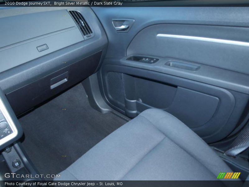 Bright Silver Metallic / Dark Slate Gray 2010 Dodge Journey SXT
