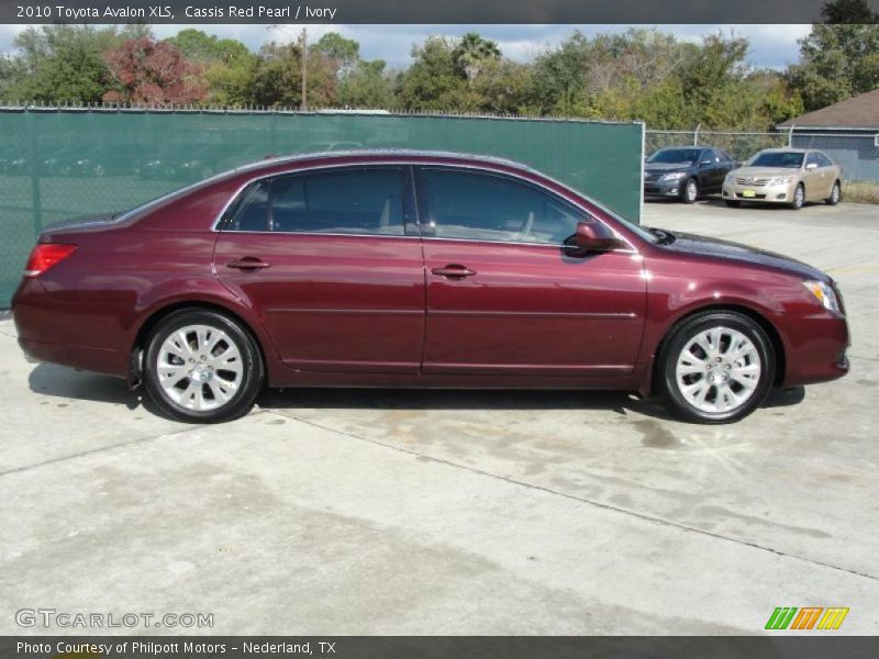 Cassis Red Pearl / Ivory 2010 Toyota Avalon XLS