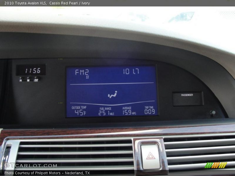 Cassis Red Pearl / Ivory 2010 Toyota Avalon XLS