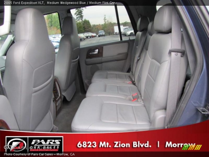 Medium Wedgewood Blue / Medium Flint Grey 2005 Ford Expedition XLT