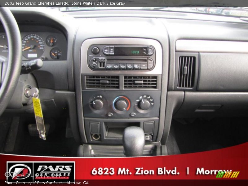 Stone White / Dark Slate Gray 2003 Jeep Grand Cherokee Laredo