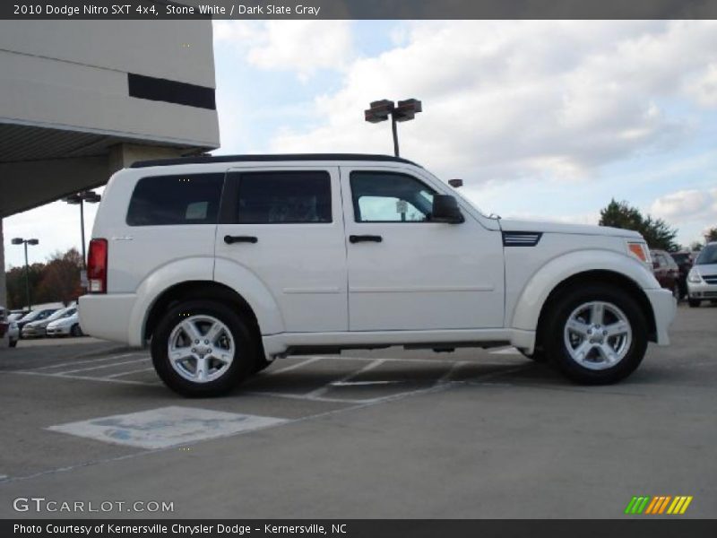 Stone White / Dark Slate Gray 2010 Dodge Nitro SXT 4x4