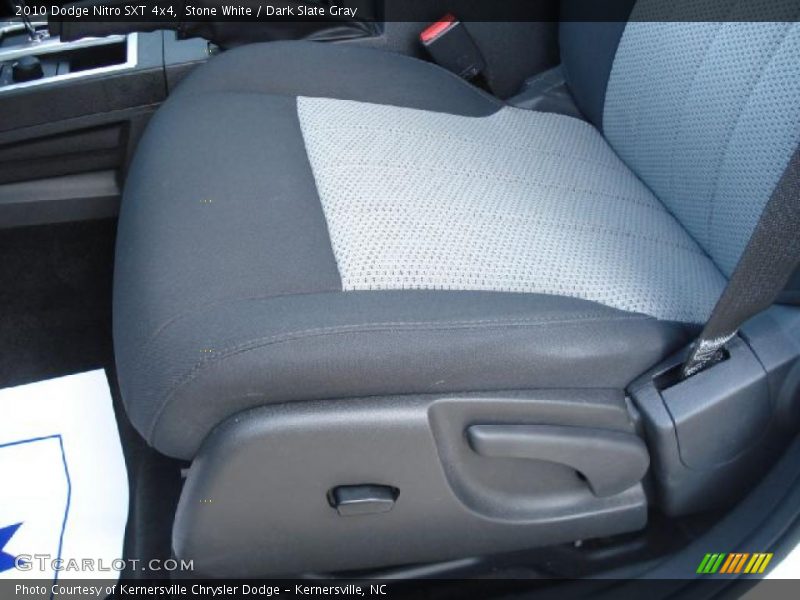 Stone White / Dark Slate Gray 2010 Dodge Nitro SXT 4x4