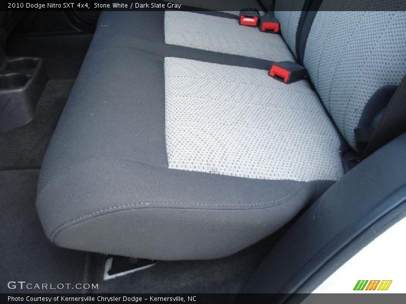 Stone White / Dark Slate Gray 2010 Dodge Nitro SXT 4x4