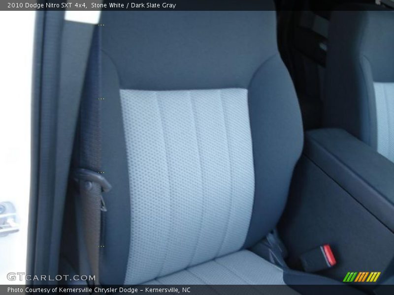 Stone White / Dark Slate Gray 2010 Dodge Nitro SXT 4x4