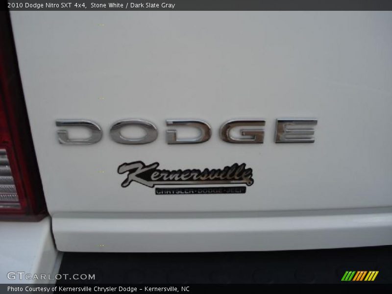 Stone White / Dark Slate Gray 2010 Dodge Nitro SXT 4x4
