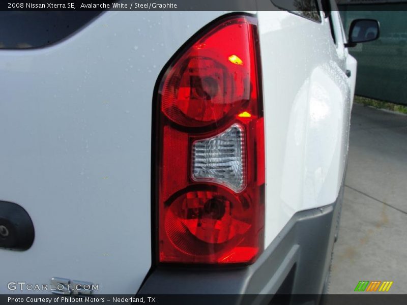 Avalanche White / Steel/Graphite 2008 Nissan Xterra SE