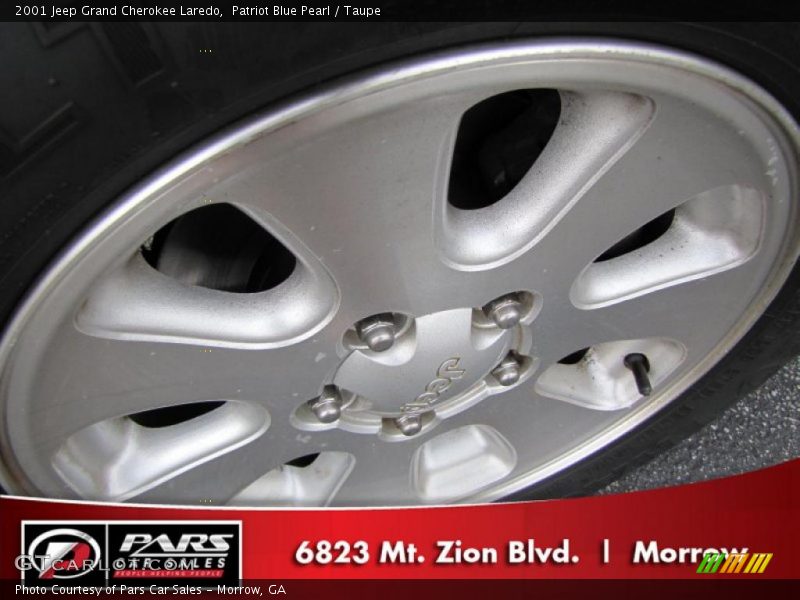 Patriot Blue Pearl / Taupe 2001 Jeep Grand Cherokee Laredo