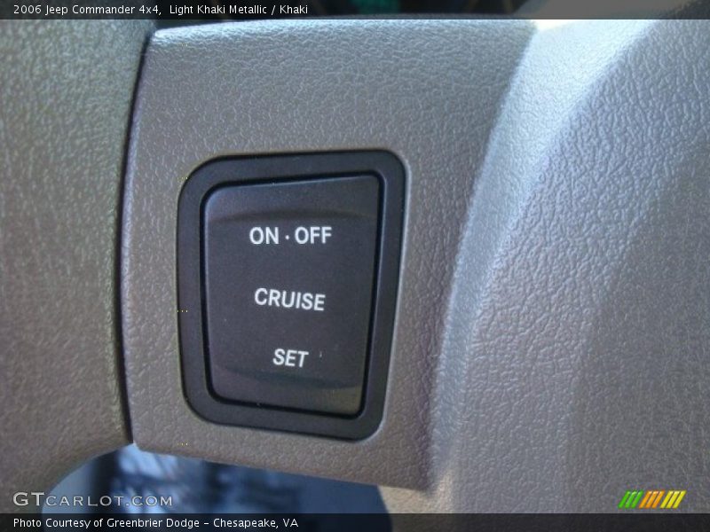 Light Khaki Metallic / Khaki 2006 Jeep Commander 4x4