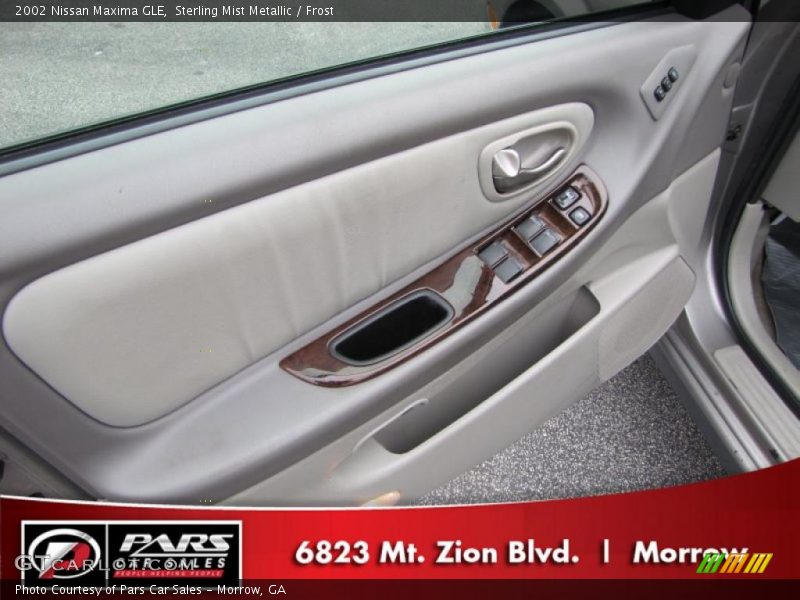 Sterling Mist Metallic / Frost 2002 Nissan Maxima GLE