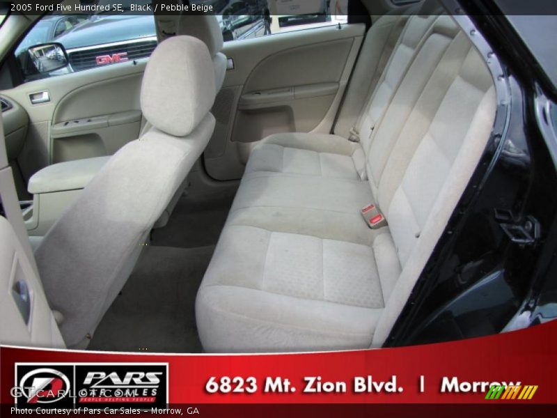 Black / Pebble Beige 2005 Ford Five Hundred SE