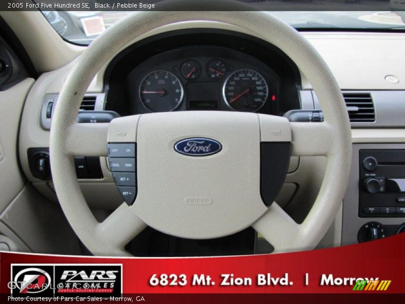Black / Pebble Beige 2005 Ford Five Hundred SE