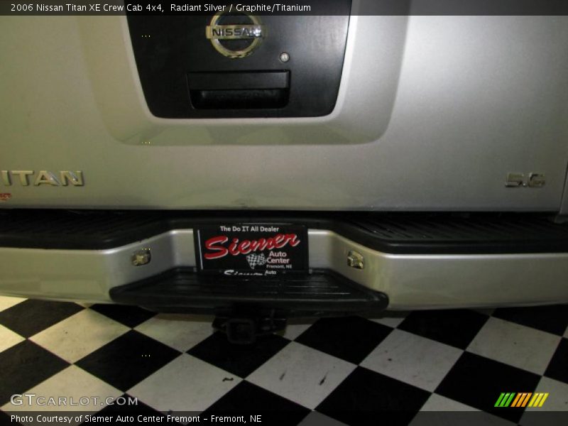 Radiant Silver / Graphite/Titanium 2006 Nissan Titan XE Crew Cab 4x4