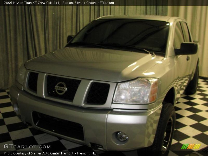 Radiant Silver / Graphite/Titanium 2006 Nissan Titan XE Crew Cab 4x4