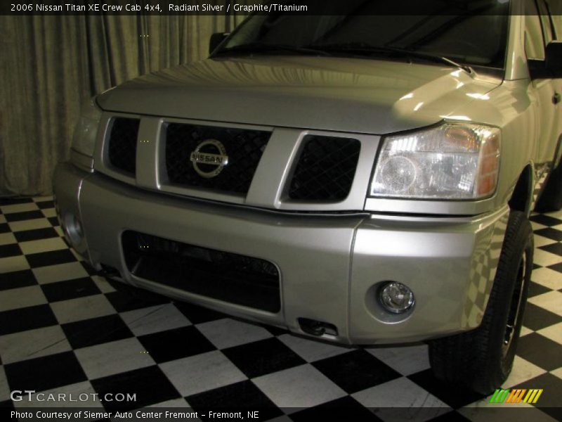 Radiant Silver / Graphite/Titanium 2006 Nissan Titan XE Crew Cab 4x4