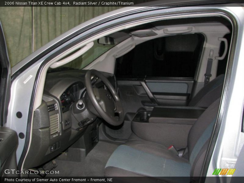Radiant Silver / Graphite/Titanium 2006 Nissan Titan XE Crew Cab 4x4