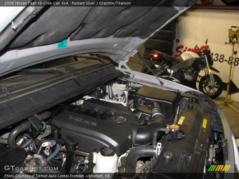 Radiant Silver / Graphite/Titanium 2006 Nissan Titan XE Crew Cab 4x4