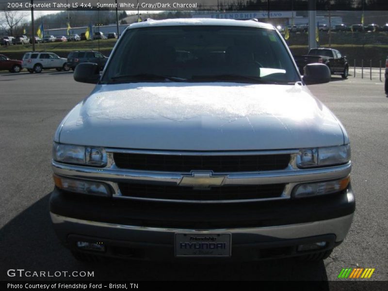 Summit White / Gray/Dark Charcoal 2004 Chevrolet Tahoe LS 4x4