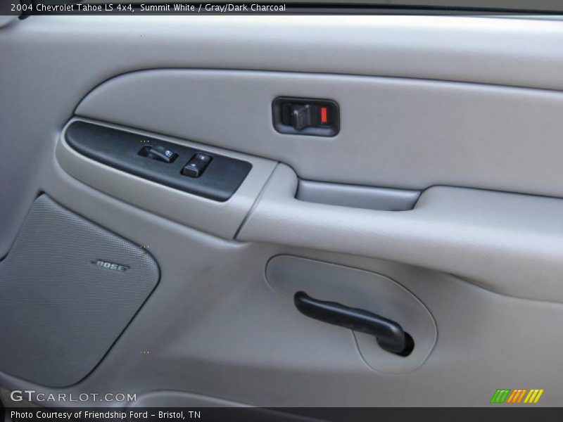 Summit White / Gray/Dark Charcoal 2004 Chevrolet Tahoe LS 4x4
