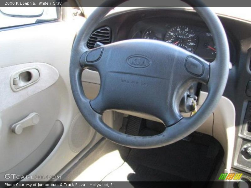 White / Gray 2000 Kia Sephia