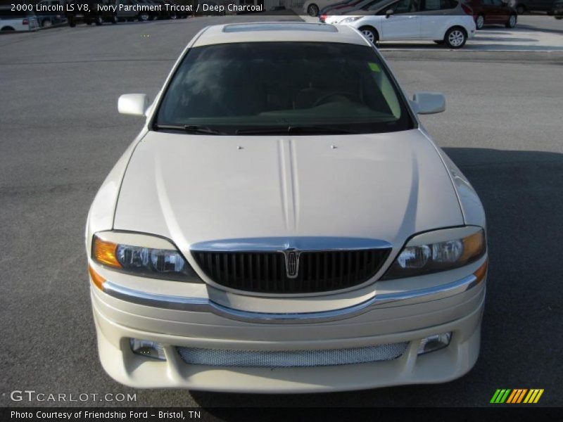 Ivory Parchment Tricoat / Deep Charcoal 2000 Lincoln LS V8