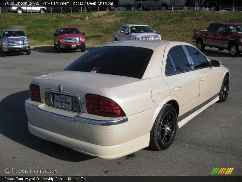 Ivory Parchment Tricoat / Deep Charcoal 2000 Lincoln LS V8