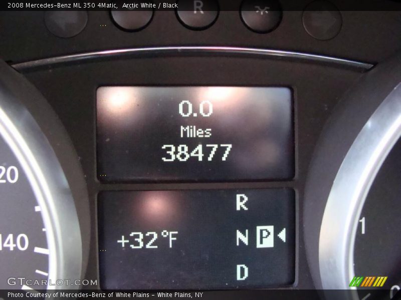 Arctic White / Black 2008 Mercedes-Benz ML 350 4Matic